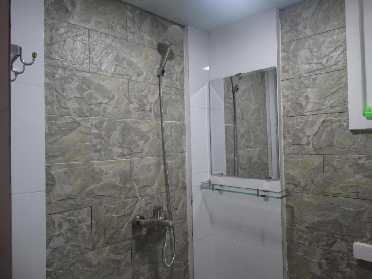 Tân Thành hotel Hô Chi Minh-Ville Extérieur photo